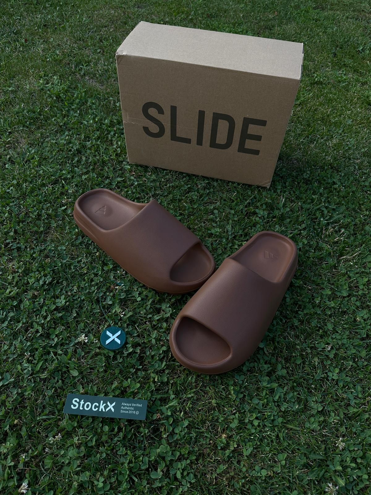 Papuci Yeezy Slide / 2025