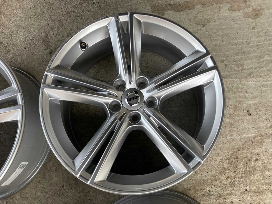 Оригинални джанти Volvo / Волво 18" 5х108