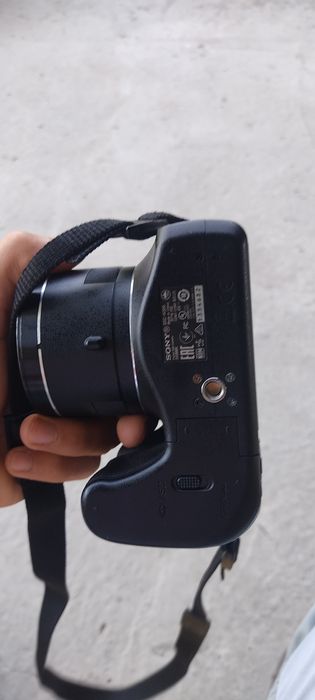Фотоаппарат SONY.   (без коробка документ)