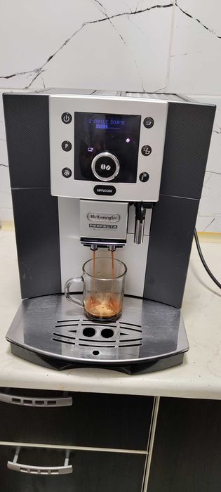 Espressor Automat DeLonghi Perfecta ESAM 5500.T Aparat cu Cafea Boabe