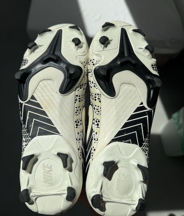 Ghete fotbal nike mercurial