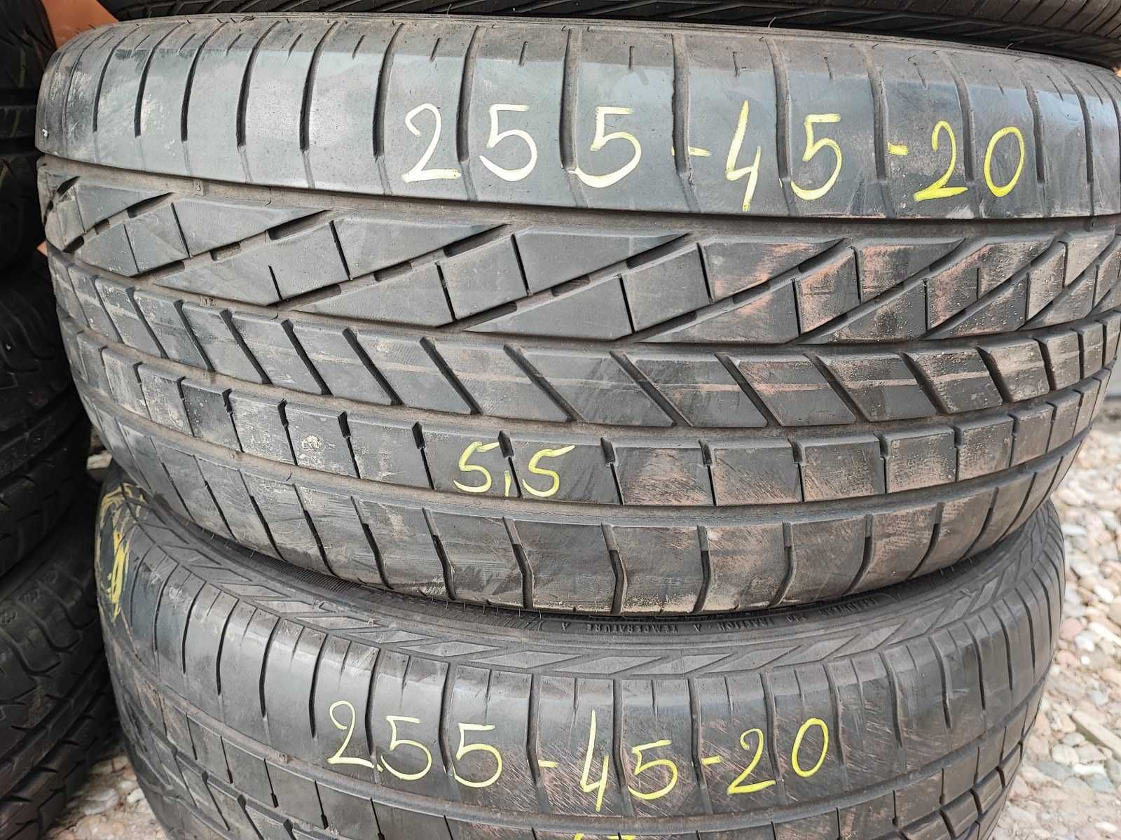 Set anvelope vara 255/45/20,255 45 R20 20 Goodyear cu montaj