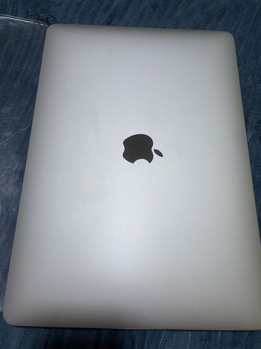 Макбук М1 идеальное состояние