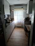 Proprietar vând apartament cu 3 camere,decomandat, zona Lipovei.