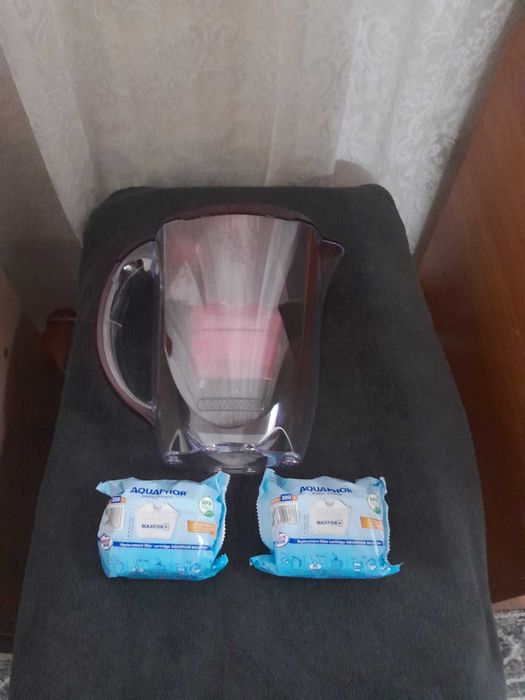 Cană filtrantă Aquaphor AMETHYST 2.8L si 2 filtre de schimb Maxfor+
