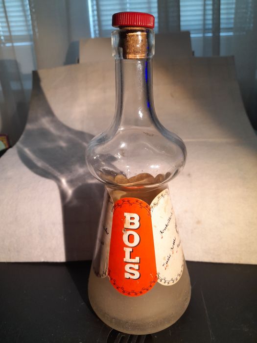 Sticlă pentru lapte "Bols", cu cutie muzicală