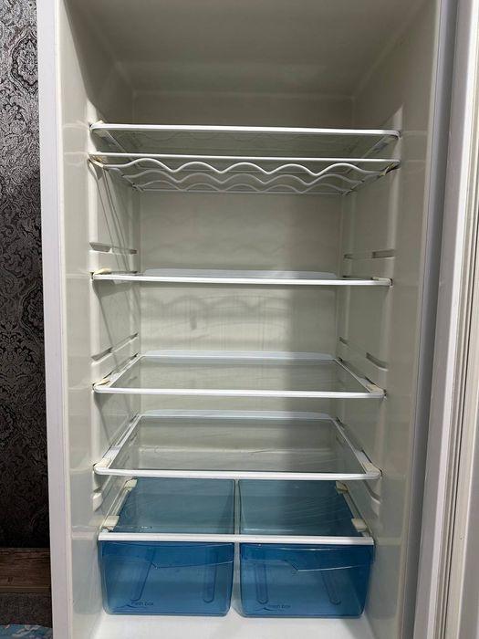 Холодильник Российскии Pozis