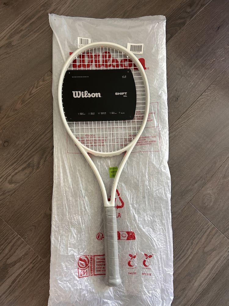 Wilson Shift тенис ракета