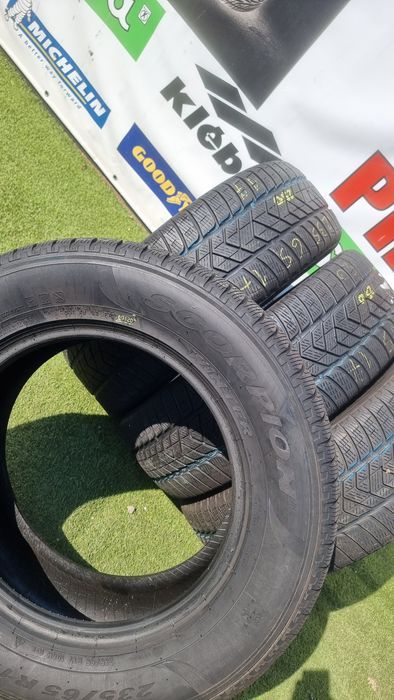 235.65.17 pirelli iarna