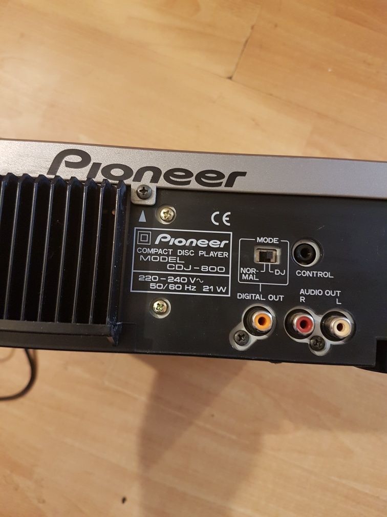 Pioneer CDJ-800 CD Functional