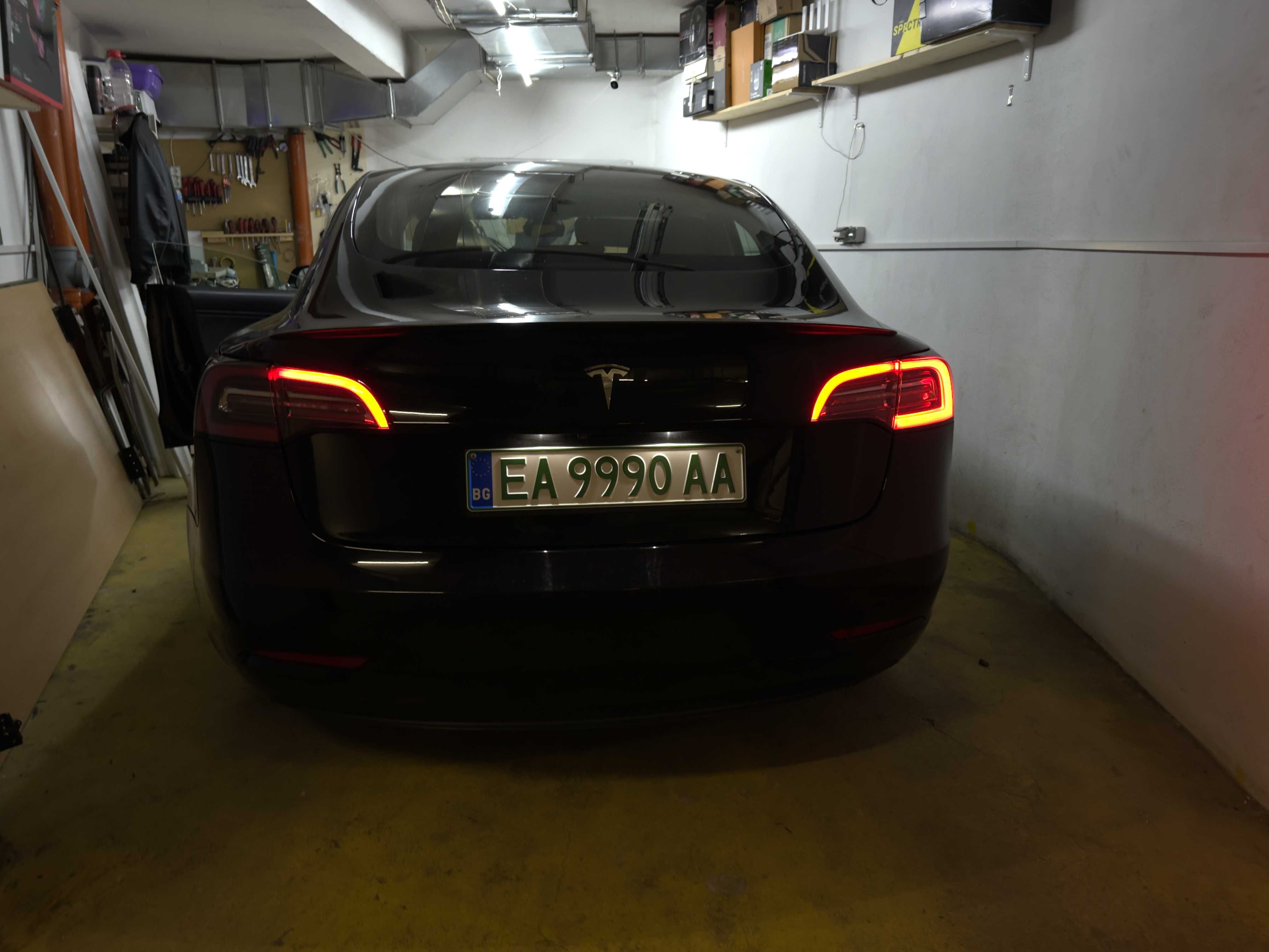 Tesla model 3 Стопове