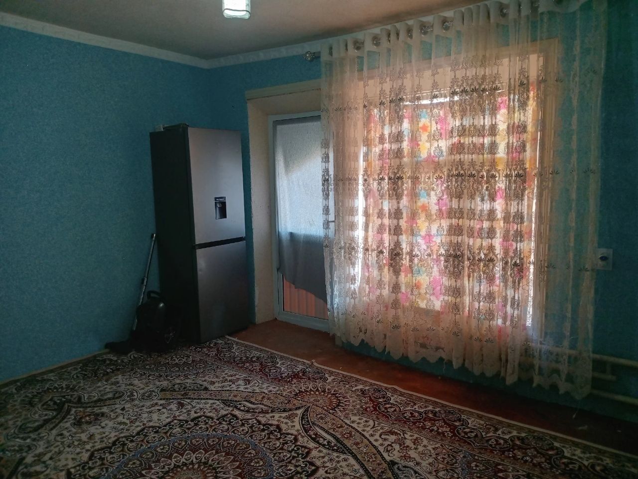 Hovli uy soriladi