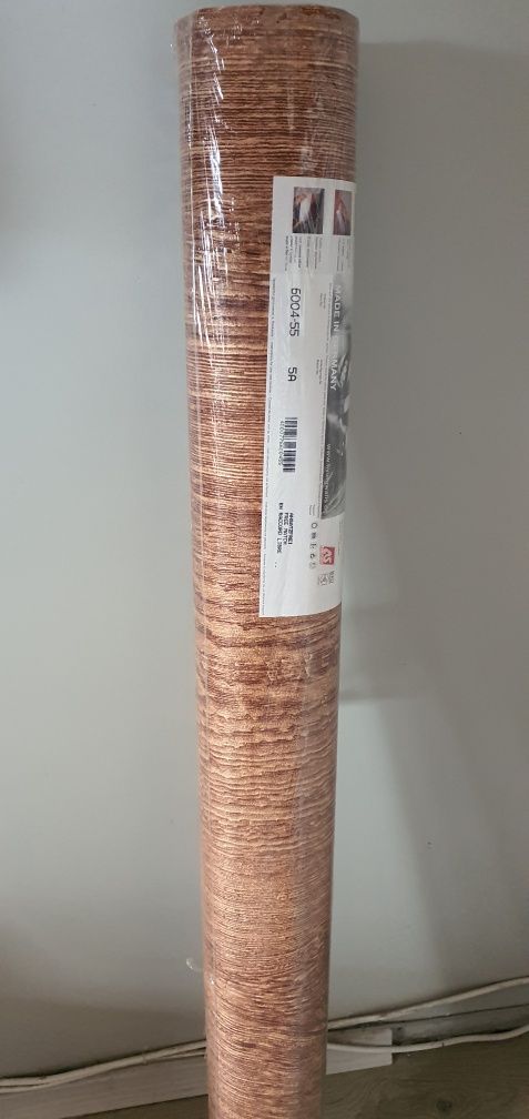 Ролка тапет релефен  дървесен цвят пеефна с размер 1.06м ×10.05