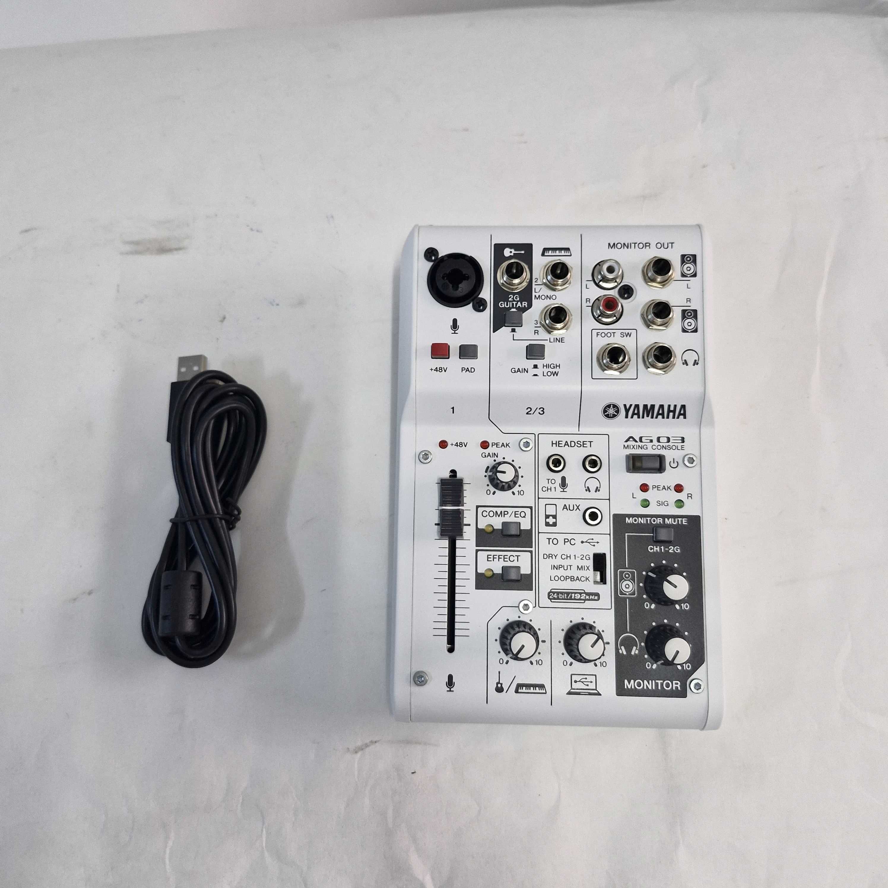 Liquid Money vinde - Mixer analog Yamaha AG 03