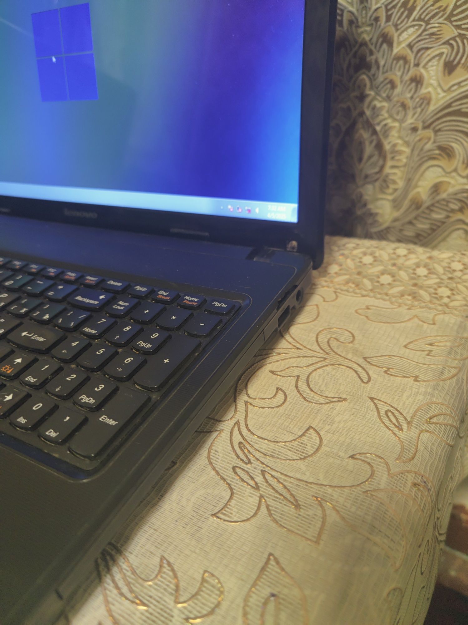 Notebook lenovo g575
