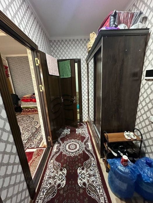 1 xonalik 3 etaj  6 qavatlik gishtlik domdan  izb
