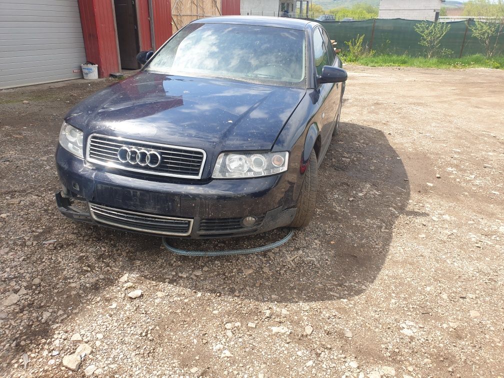 Dezmembrez audi a4 3.0 fsi V6 benzină quattro