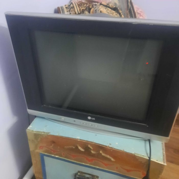 Телевизор продам