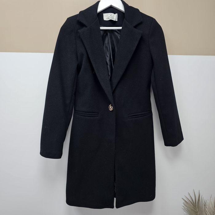 Ново черно палто ХС-С размер