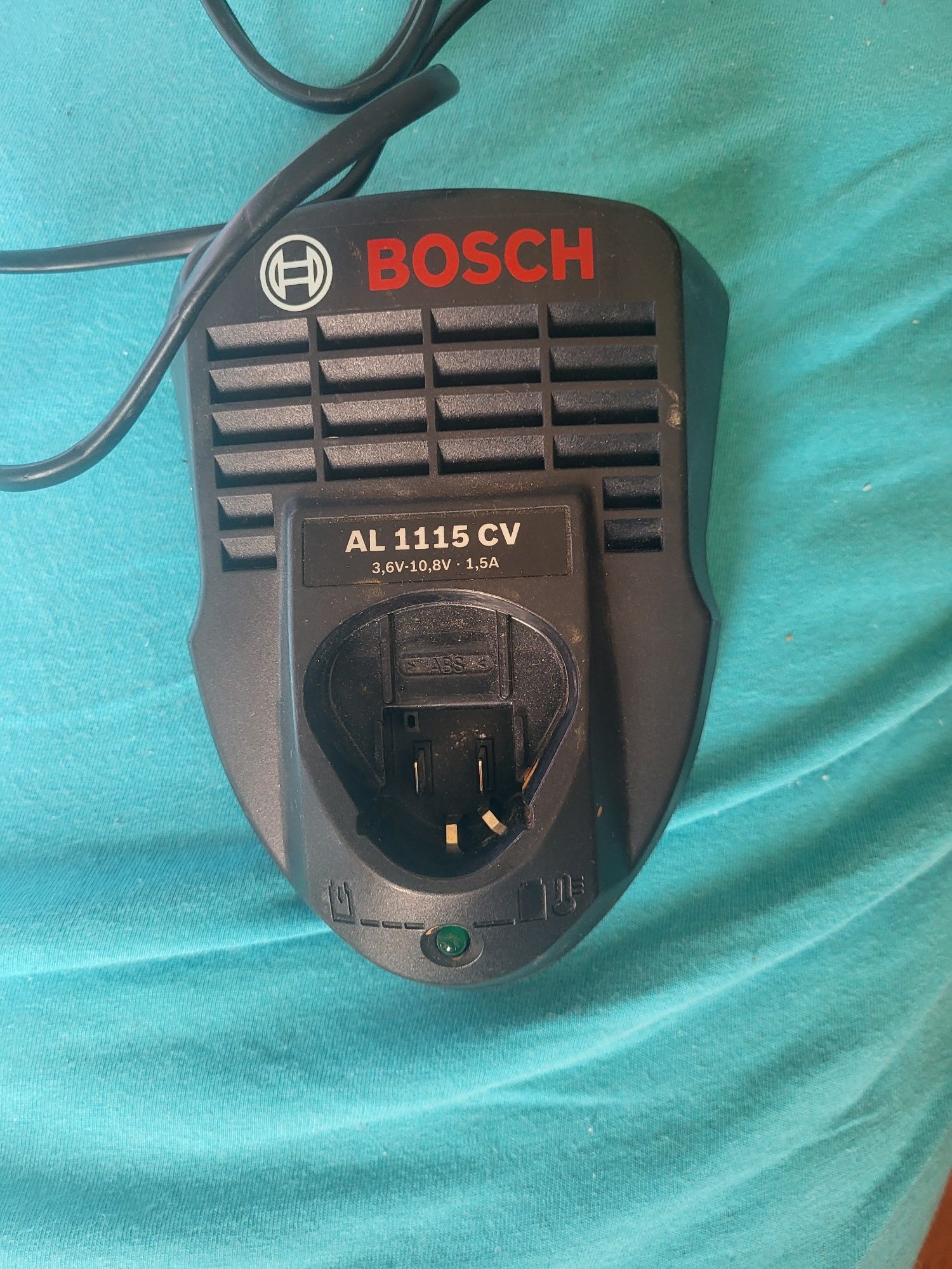 Încărcător filetanta/acumulator Bosch