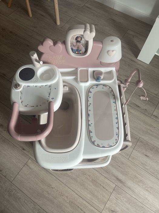 Centru de îngrijire pentru păpuși • Smoby Baby Nurse