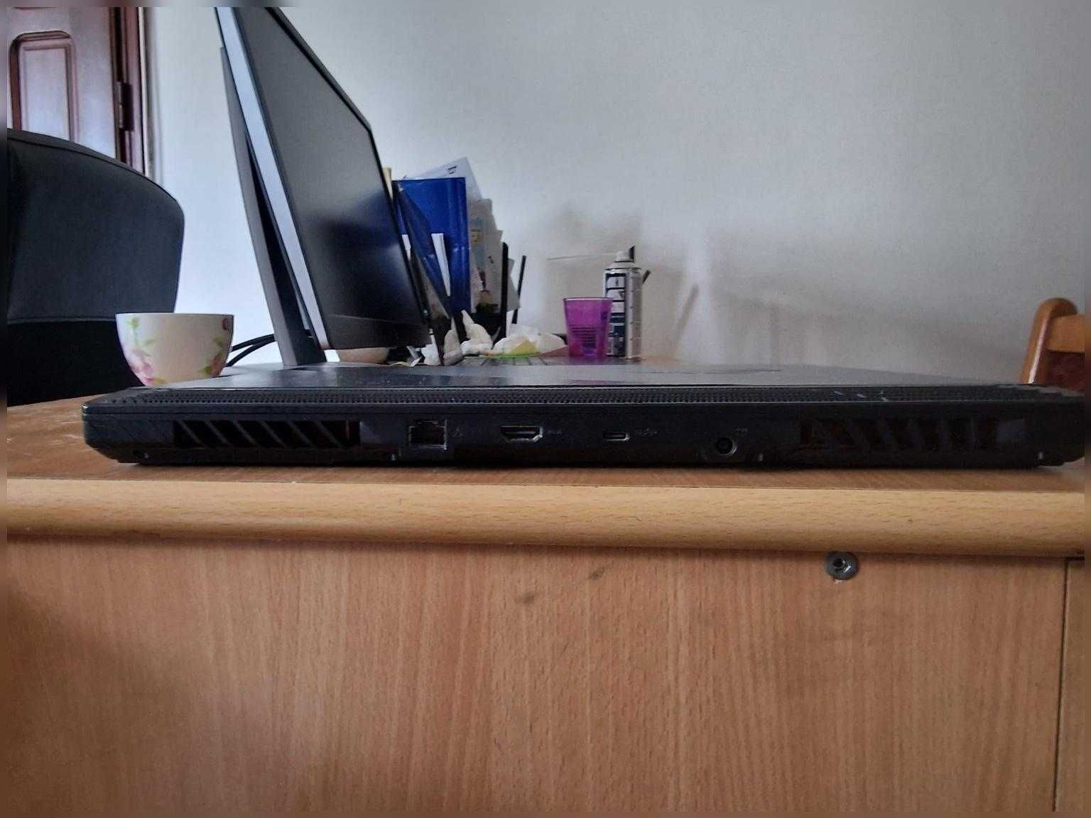 Laptop Gaming ASUS ROG Strix G15 G512LV-HN246