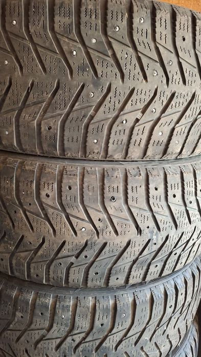 Продам шины зимние б/у