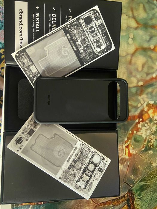 Кейс на канадската фирма "Dbrand"-Pixel 9 Pro XL-"GRIP"