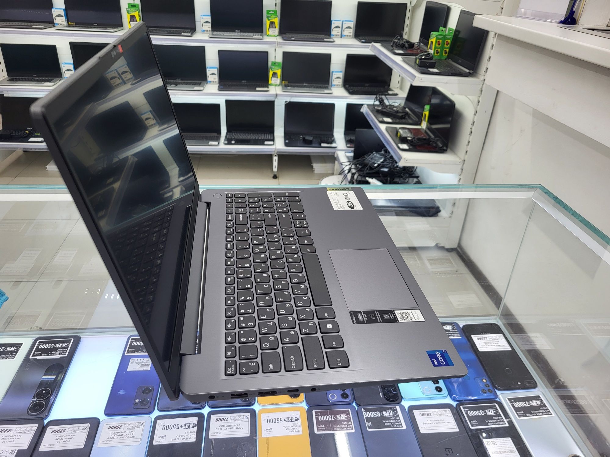 Ноутбук Lenovo core i7 1255U Озу 8гб ssd512gb рассрочка магазин Реал