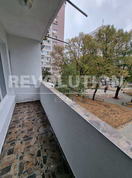 ДВУСТАЕН апартамент в ж.к. Трошево!