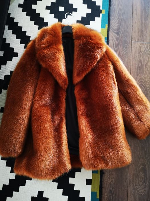 Blana faux de vulpe noua Zara