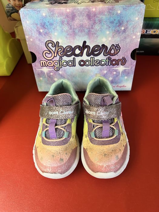 Skechers cu luminite masura 24