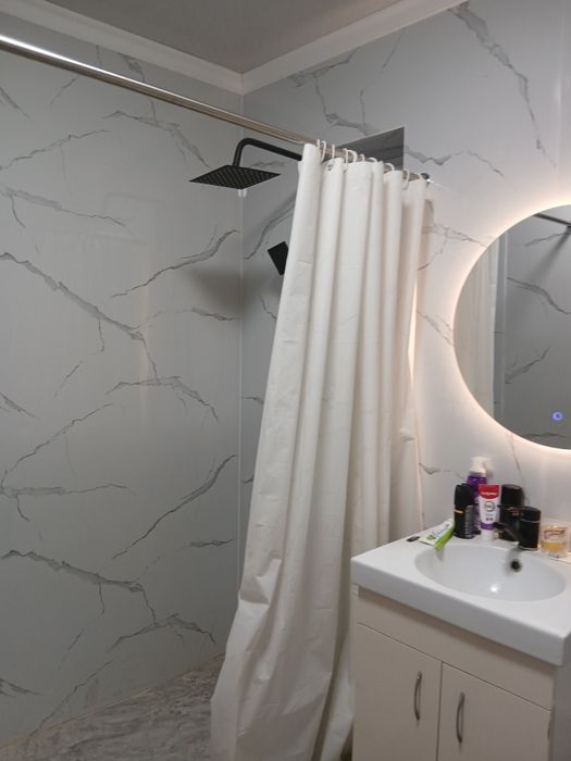 Продам два дома в одном дворе