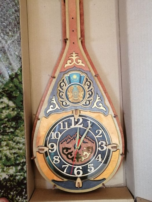 Продам часы в стиле домбыра.