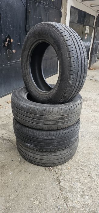 Летни и зимни гуми за бус 225/65/16