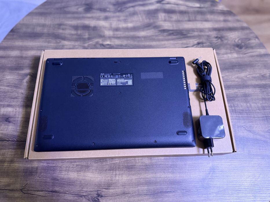 Laptop Asus X1500E Intel I3-1115G4 16gb RAM 2TB SSD