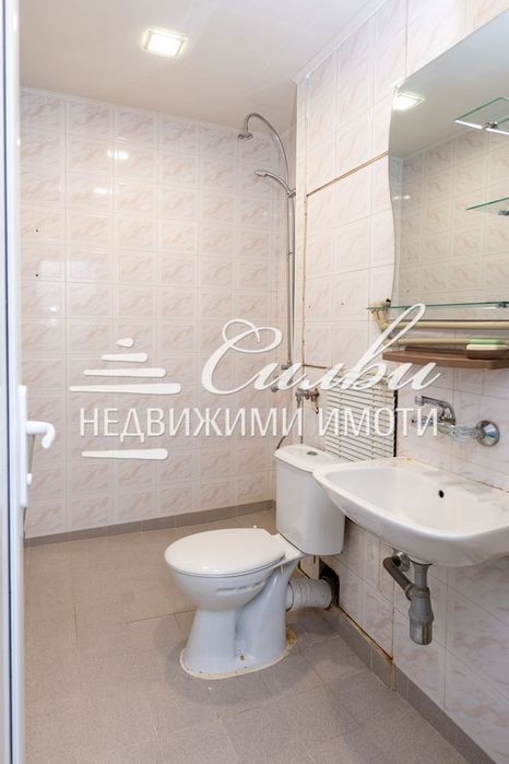Продава се Двустаен апартамент в Шумен, Тракия - 76 кв.м за 1262 €/кв.м - Снимка #7