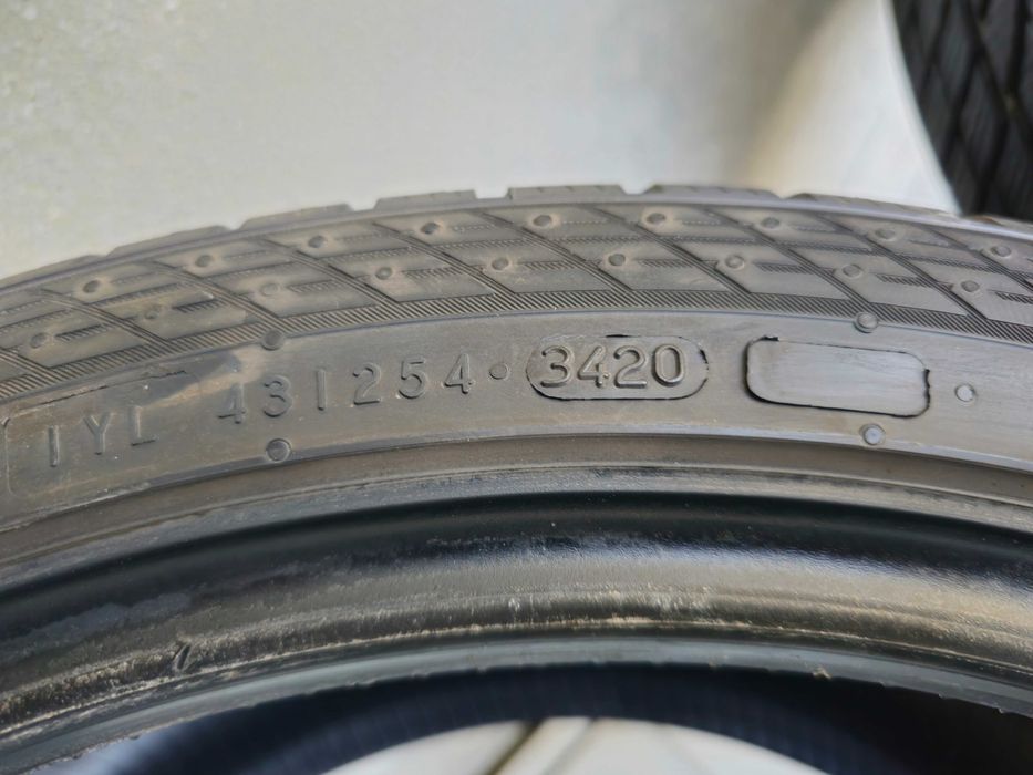 4 бр зимни гуми Nokian Snowproof P 245/40/R18 XL 97V