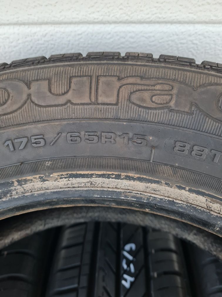 Летни гуми 4 броя GOODYEAR DuraGrip 175 65 R15 дот 4519