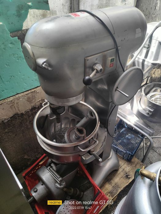 Планетарен миксер професионален HOBART