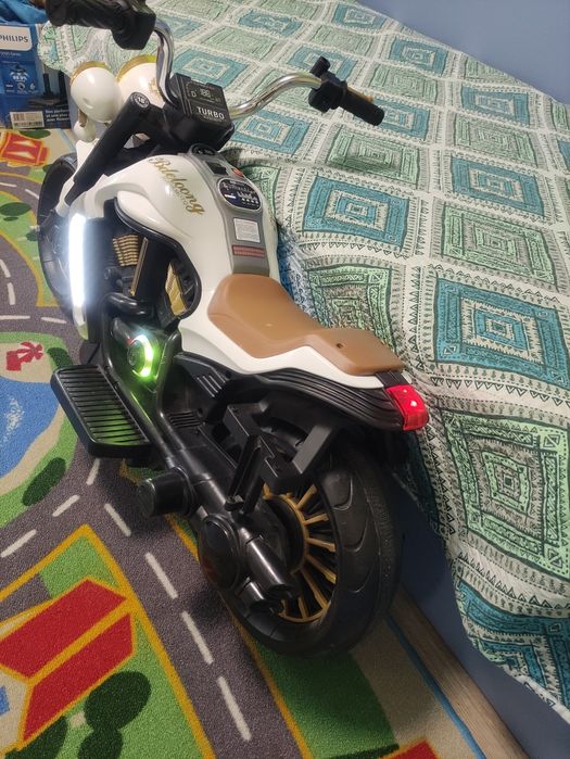 Акумулаторен Мотор Chipolino Titan Turbo