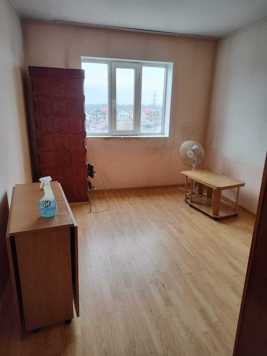 VAND Apartament 3 camere , Sulina
