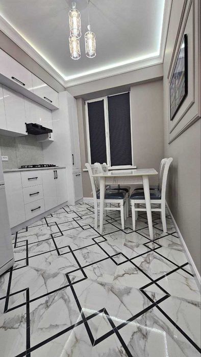 Хон Сарой ЖК Айвон 2/8/9 Новостройка ор-р Универсам, Мега планет, 70м2