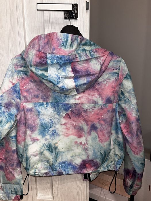 Ветровка Bershka