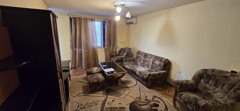 Пет стаен апартамент, топ локация,