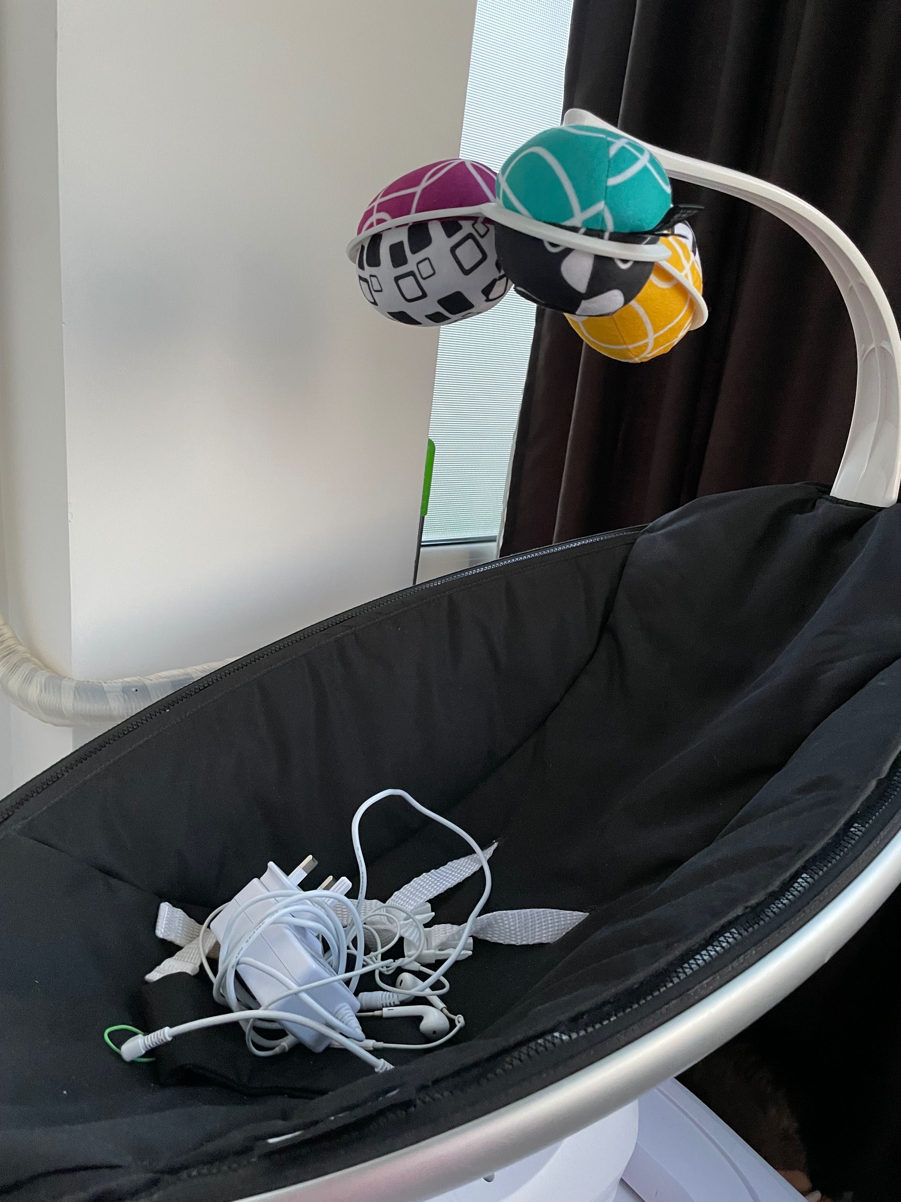 4.  moms mamaRoo