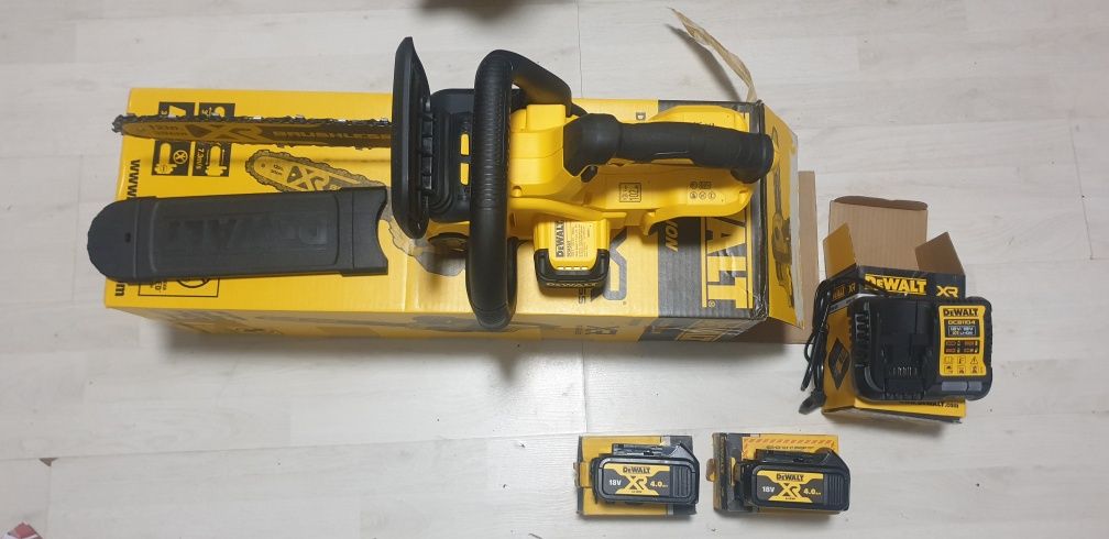 Drujba electrica Dewalt