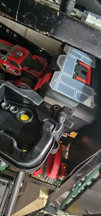 Audi a6 c7  capac culbutori Audi A5 3l ,CRT,CRTC toate garniturile noi