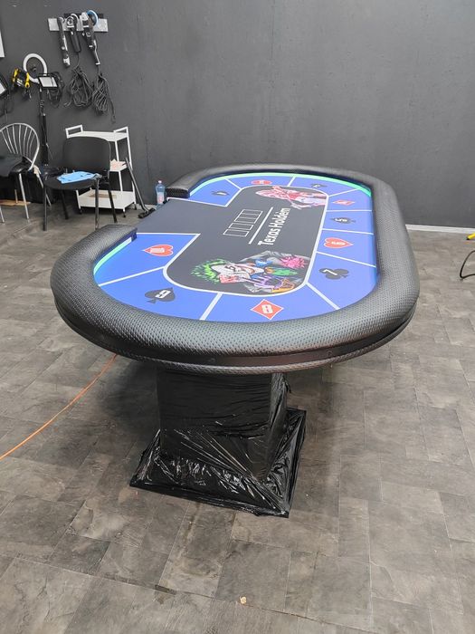 Mese de poker unice