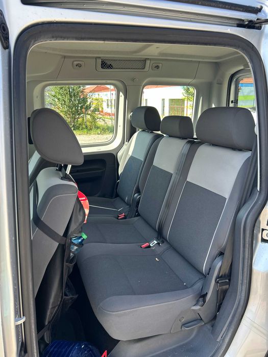 Vind VW CADDY an 2012, diesel , motor 1.6 105 CP
